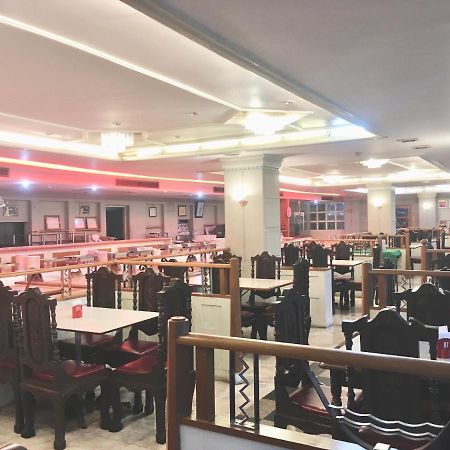 Jumbotel Hotel Бангкок Экстерьер фото