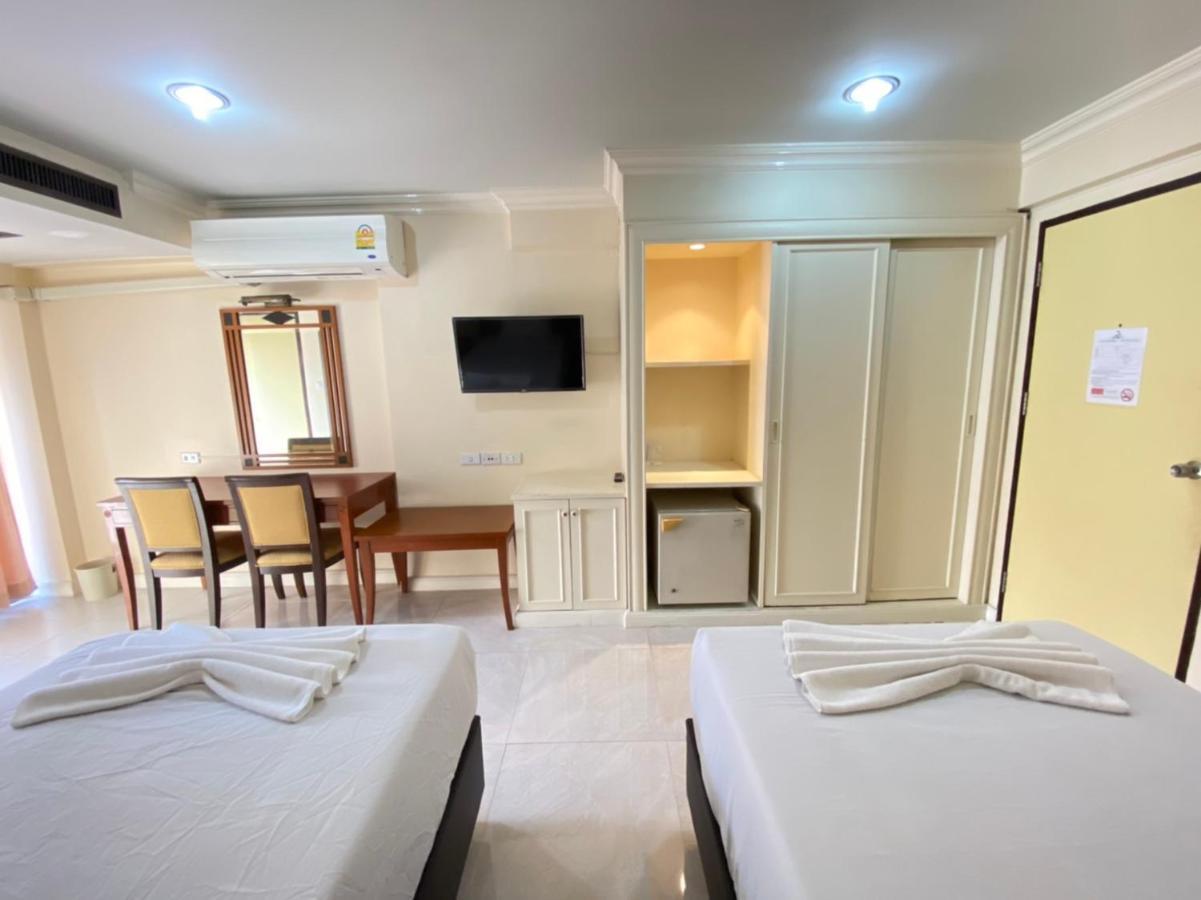Jumbotel Hotel Бангкок Экстерьер фото